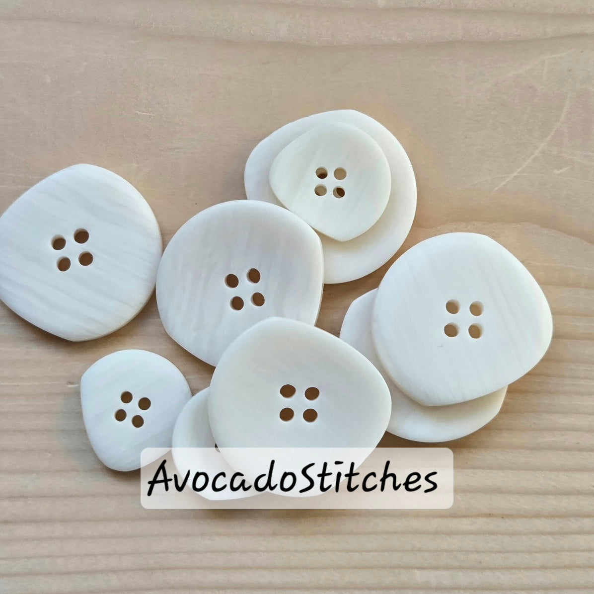 IRREGULAR IVORY / Set of 4 buttons / Resin Buttons / Sewing Buttons