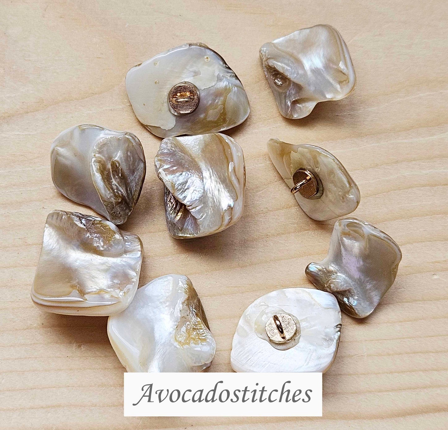 IRREGULAR PEARL SHANK / Set of 4 buttons / Seashell Metal Shank Buttons / Sewing Buttons