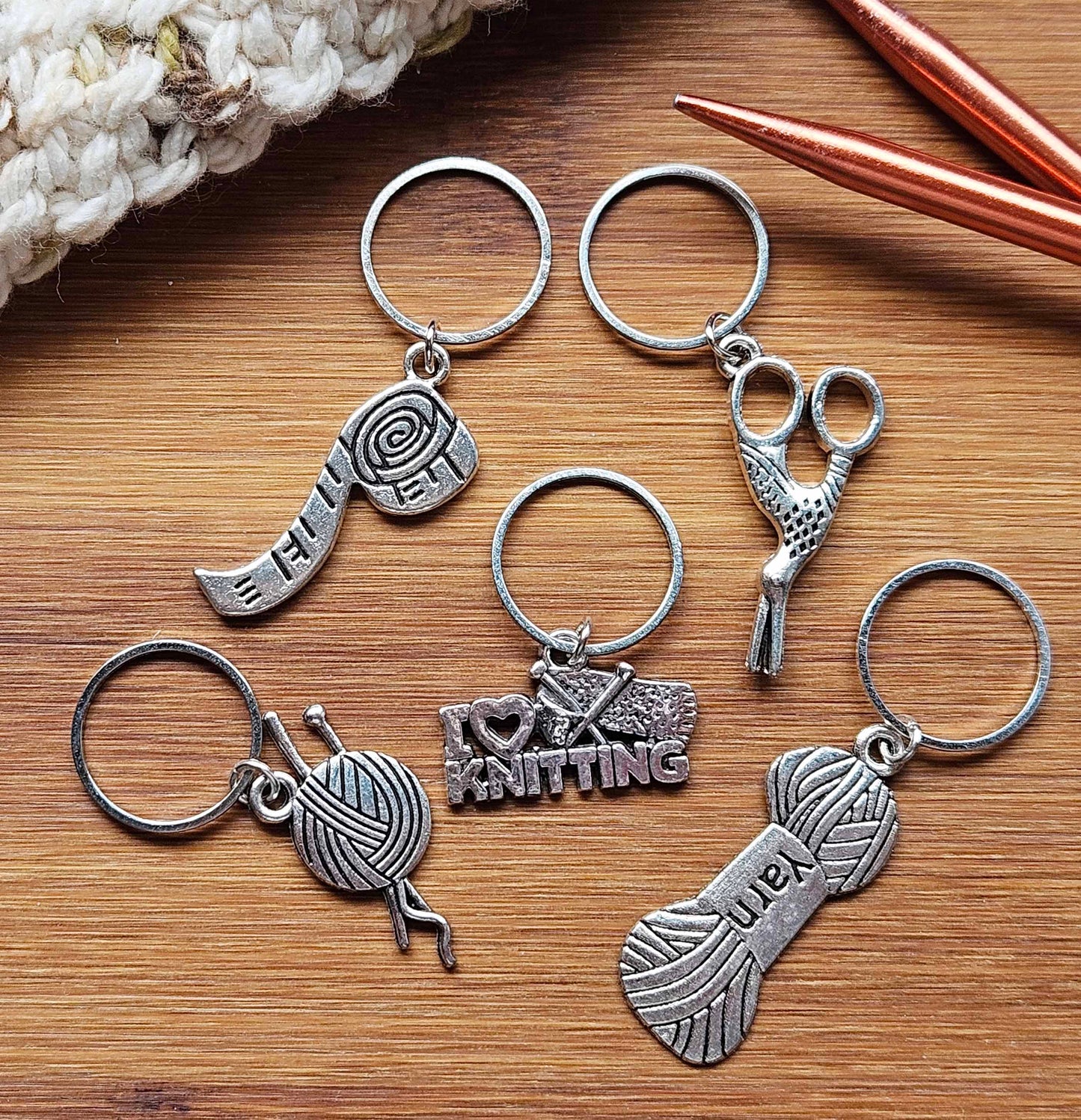 Clearance // KNITTAHOLICS - 5 pieces / Knitting Crochet Stitch Markers / Notions