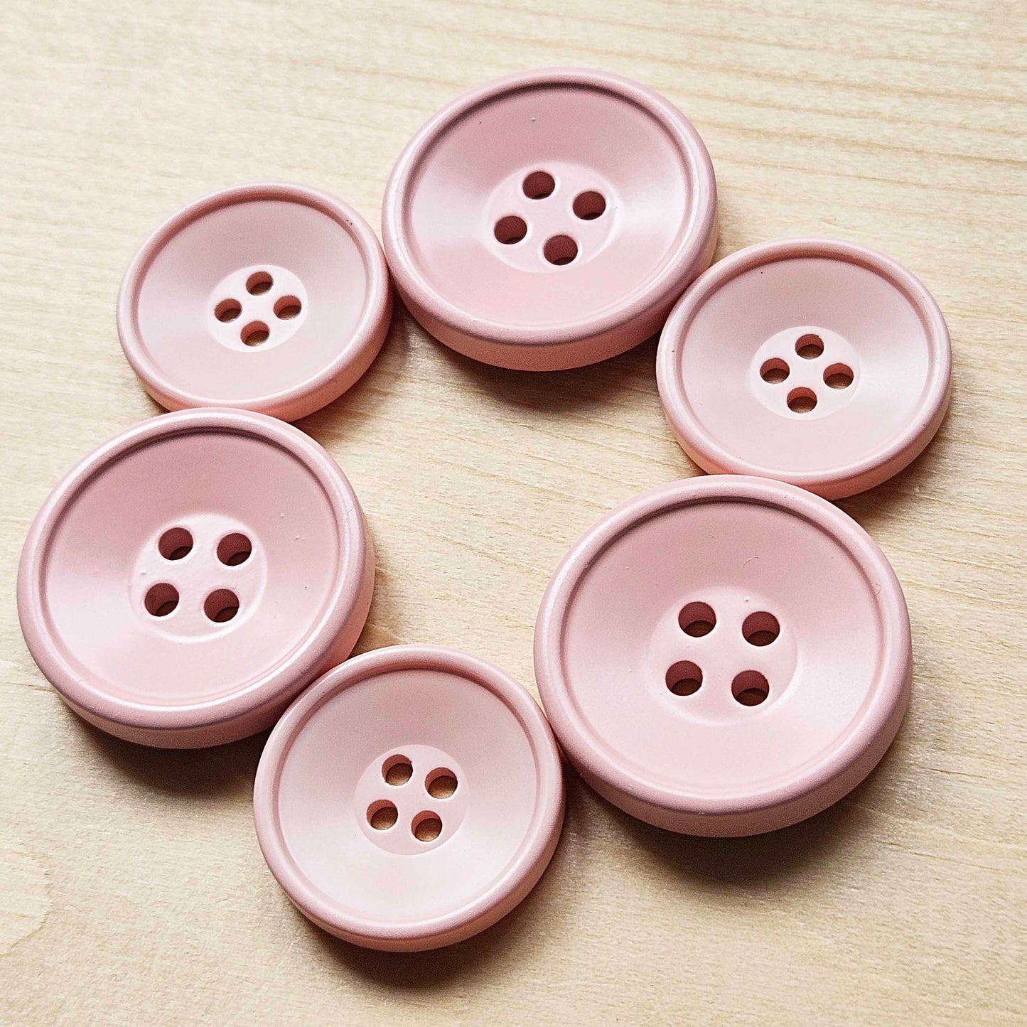 PINK KOREAN RESIN / 21-30mm / Set of 4 buttons / Korean Style Resin Buttons / Sewing Buttons