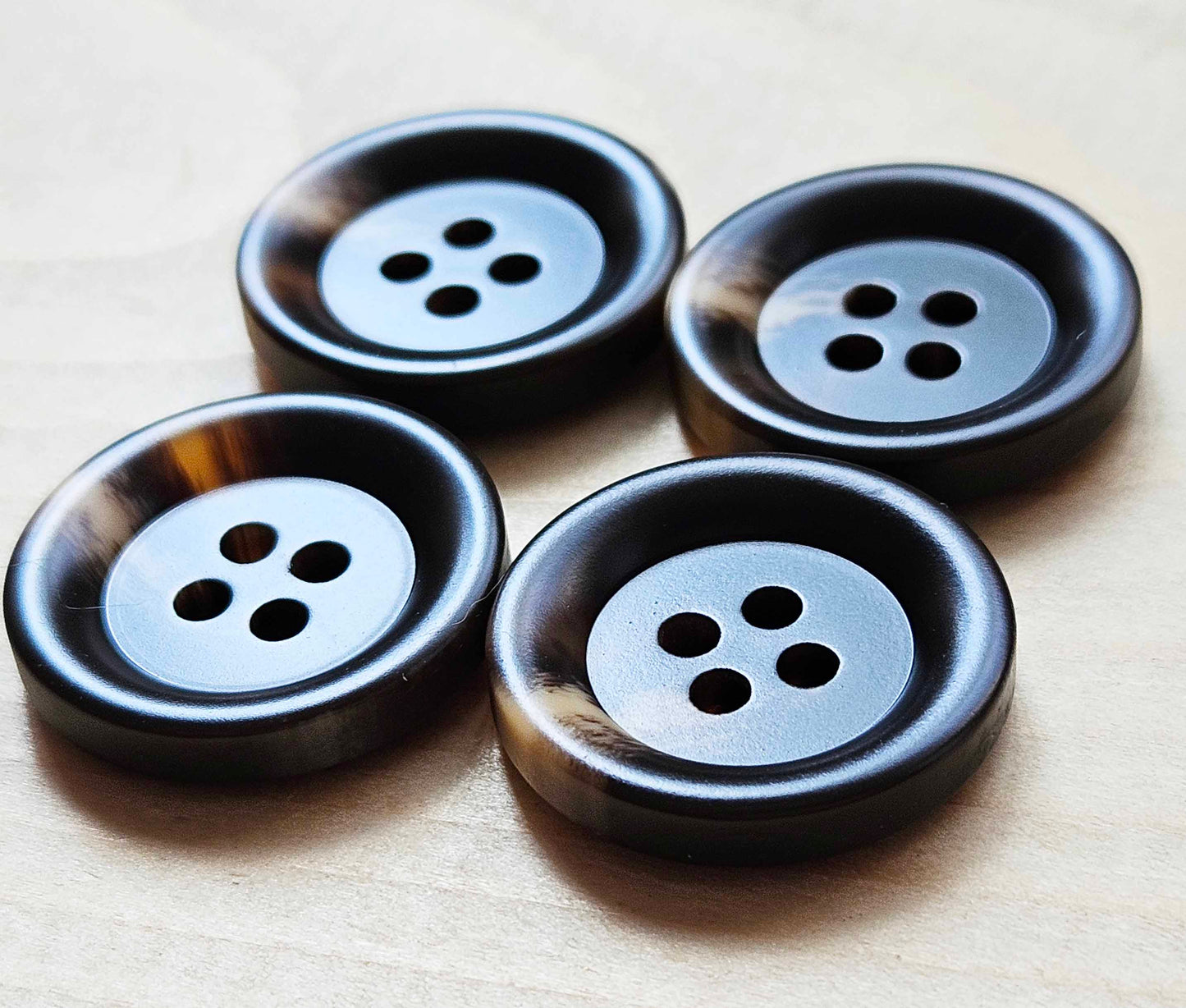 LAVA / 23mm - 4 buttons / Resin Buttons / Sewing Buttons