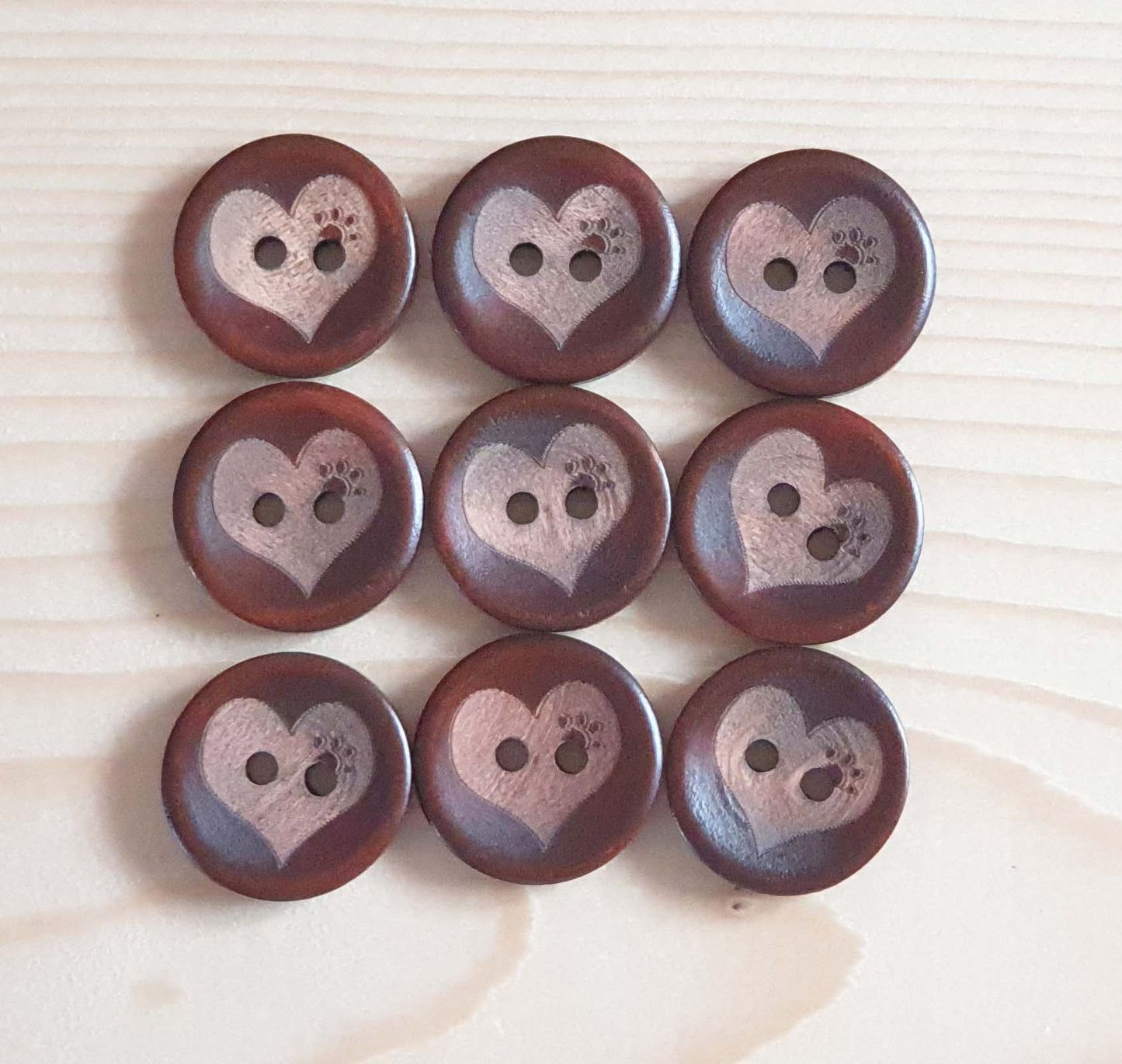 AvoDesigns LOVE PAW / Brown 2-Hole Wooden Buttons / 20mm (Set of 6)