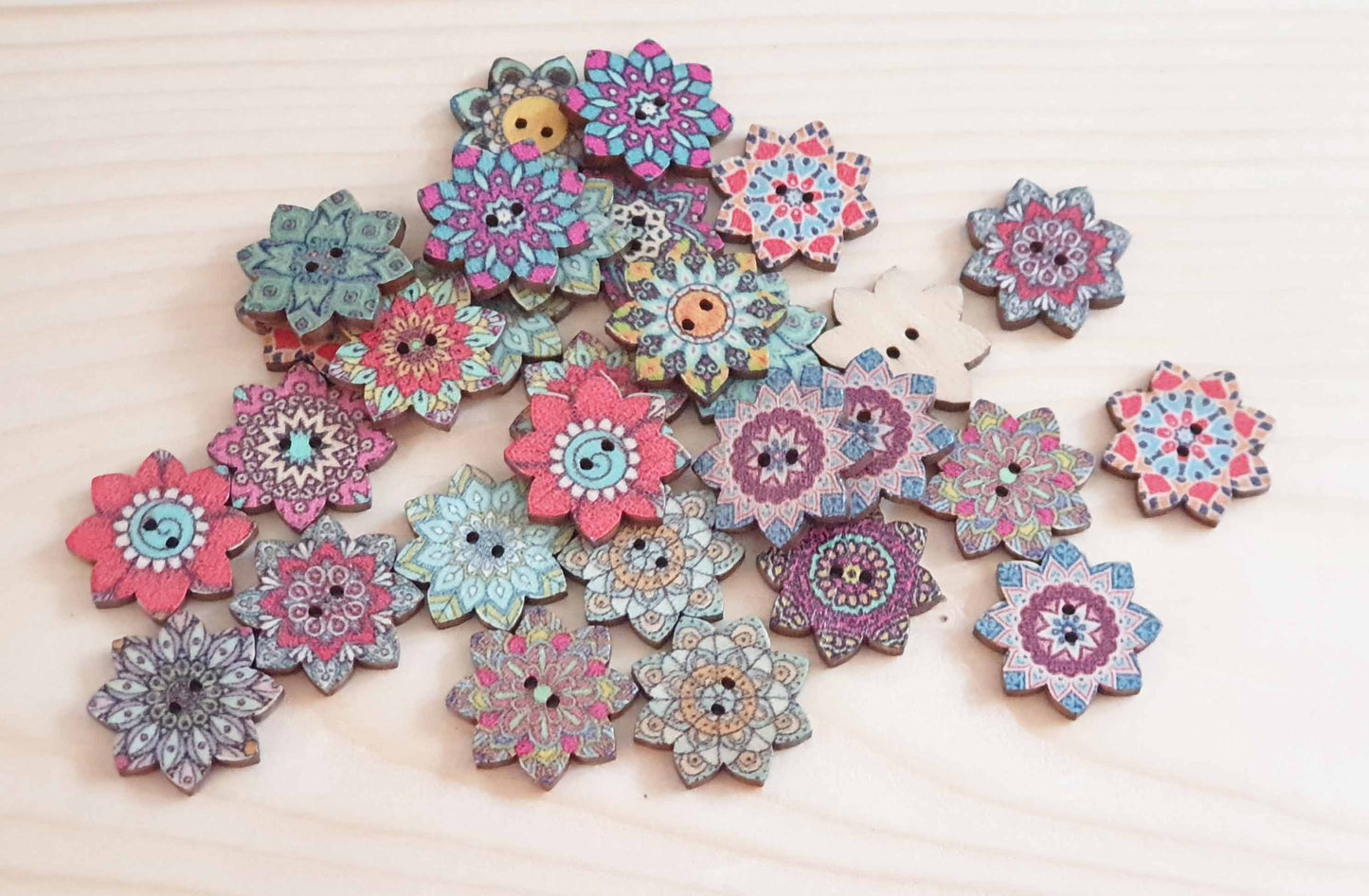 MANDALA STARFLOWERS / 20mm / Wooden Buttons / Sewing Buttons