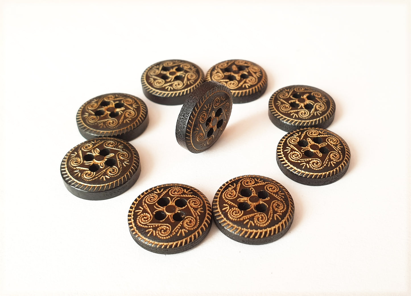 MANDALA 4-HOLE / 15mm / Wooden Buttons / Sewing Buttons