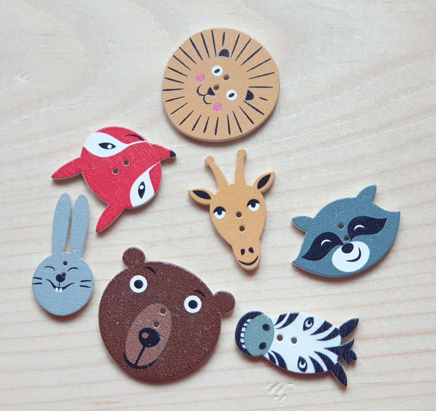 MIXED ANIMALS / 29*30 to 15*30mm / Wooden Buttons / Sewing Buttons