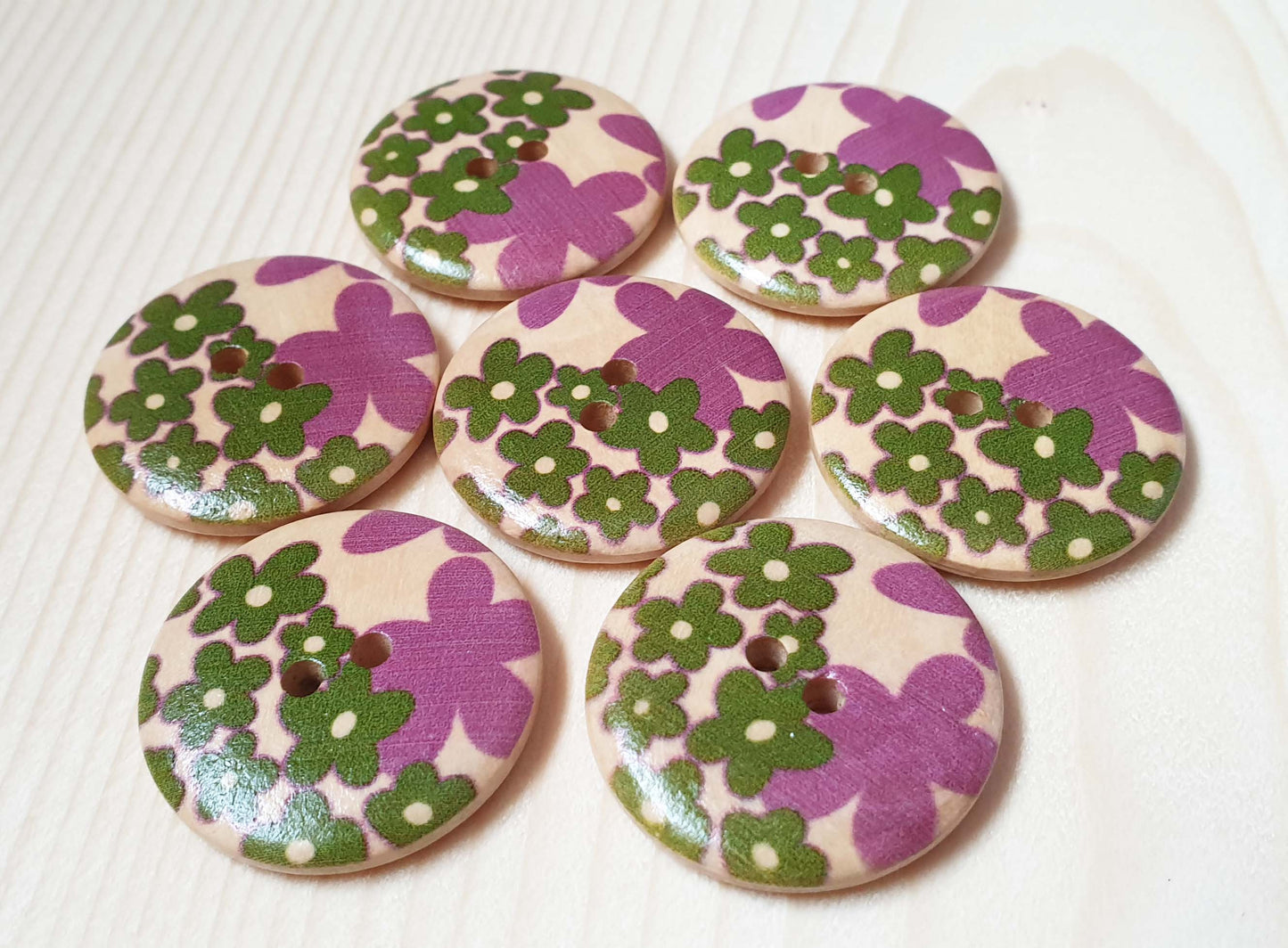 MOM & BABY FLOWERS (Purple) / 30mm -  6 buttons / Wooden Buttons / Sewing Buttons