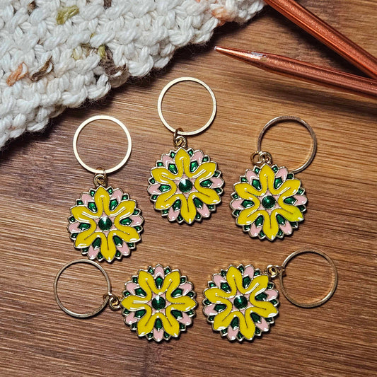 MANDALA FLOWERS - 5 pieces / Knitting Stitch Markers / Notions