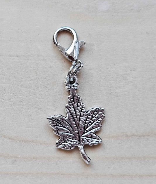 ANTIQUE MAPLE LEAF / Planner Charm / Journal Charm / Zipper Bookmark Charm / Planner accessories