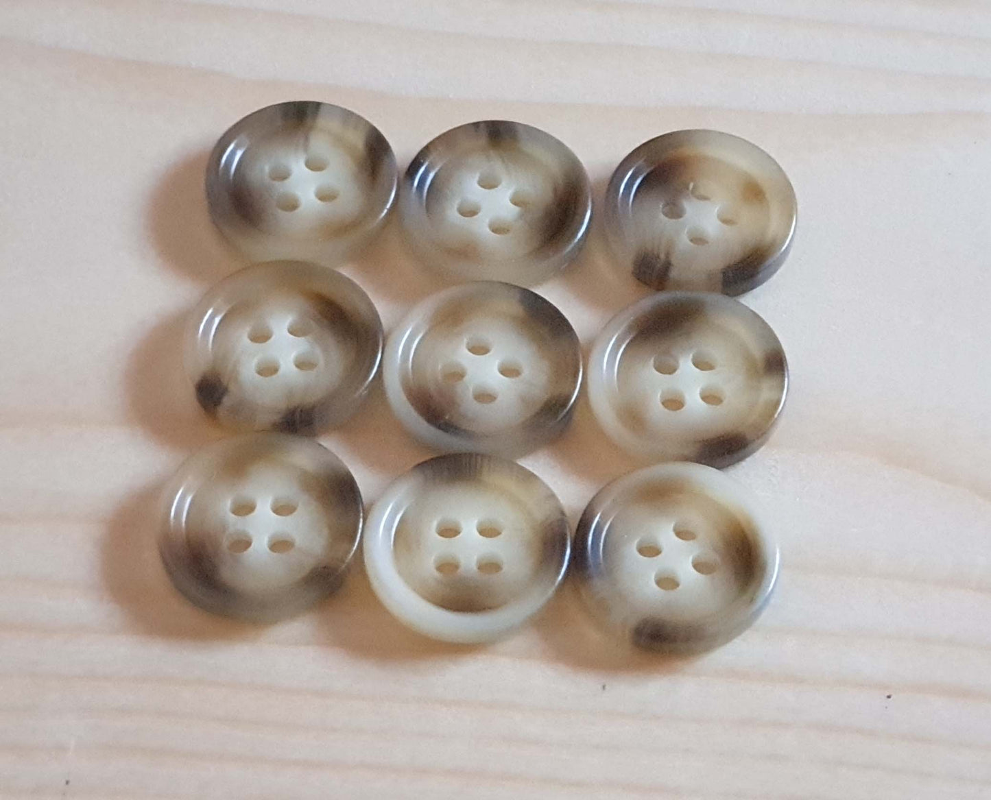 MARBLE CANYON / 15-18mm / Resin Buttons / Sewing Buttons