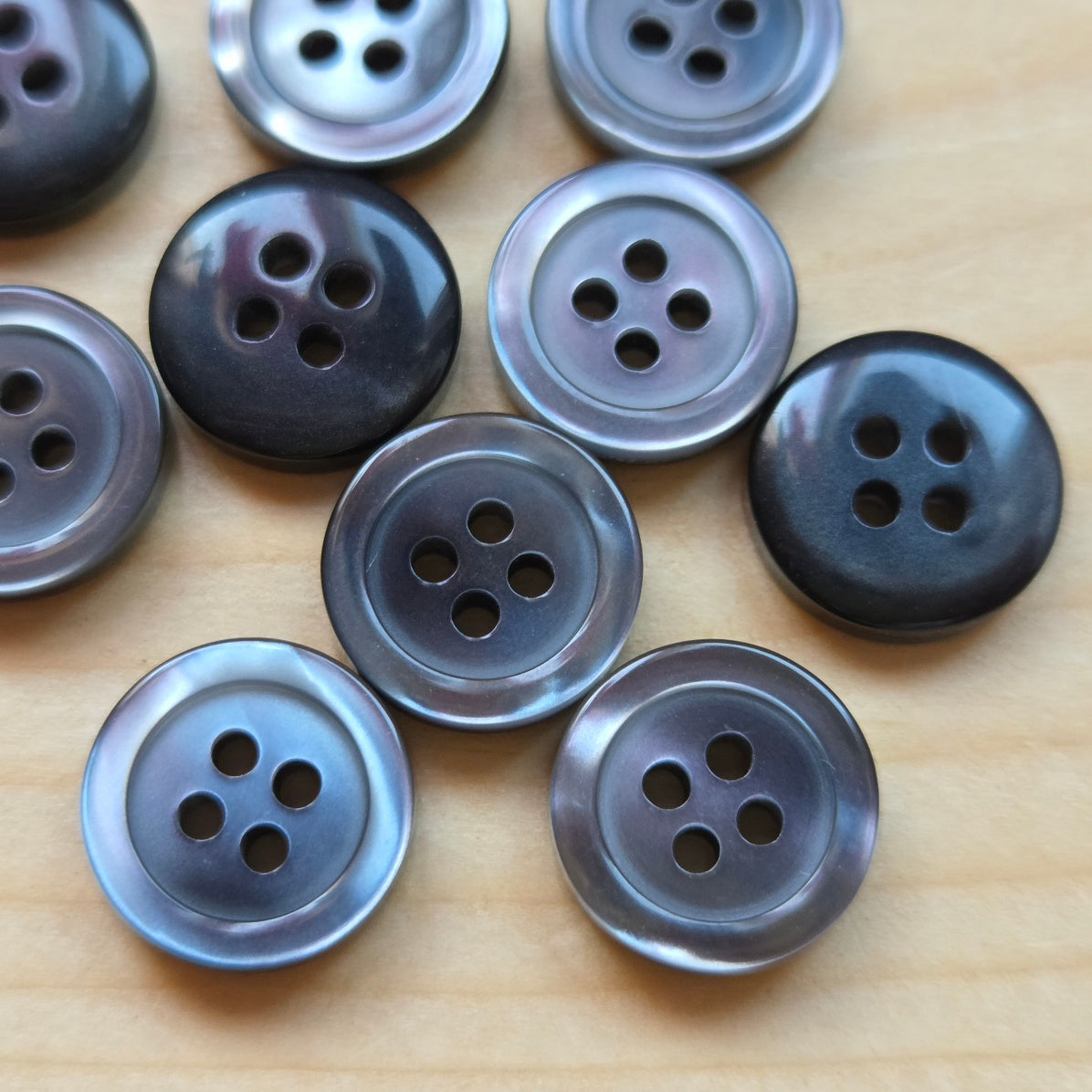 Midnight Classic / Resin Buttons / 10-12.5mm (Set of 10)