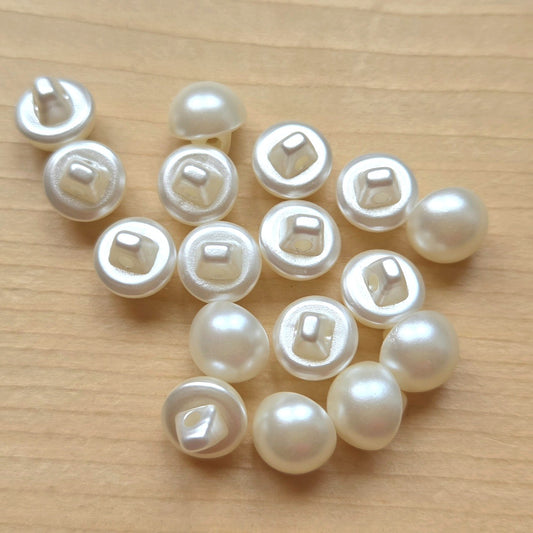 MINI MUSHROOM SHANK / Imitation Pearl Shank Resin Buttons / 8mm (Set of 10)