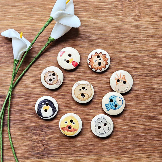 ANIMALS / 15mm - 6 buttons / Wooden Buttons / Sewing Buttons