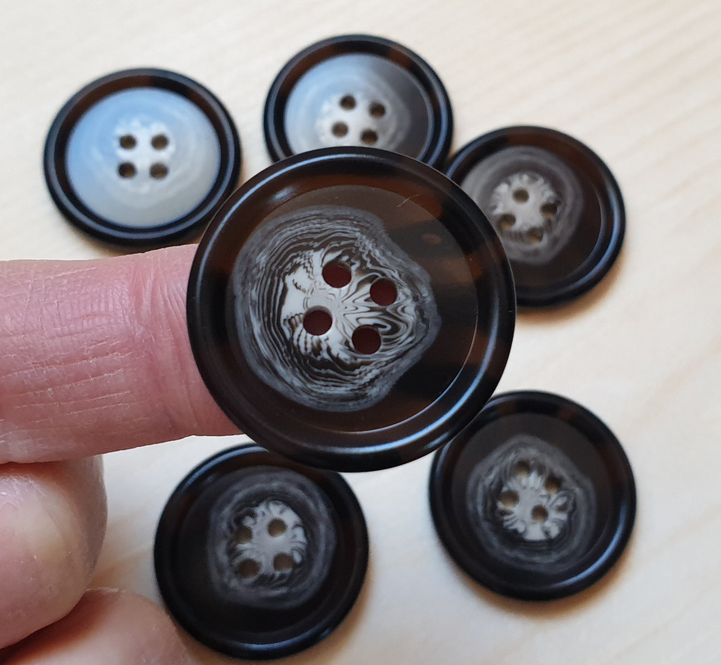 MOCHA / 15-28mm / Resin Buttons / Sewing Buttons