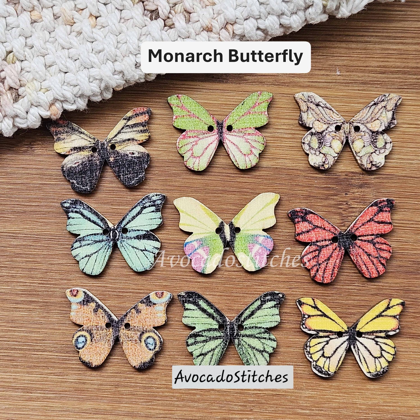 BUTTERFLY / 8 buttons / Wooden Buttons / Sewing Buttons