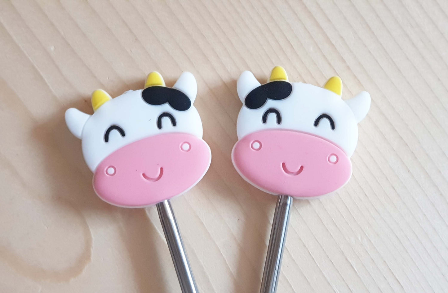 MOO MOO COW STITCH STOPPERS / Knitting Needle Stoppers / Point Protection / Notions