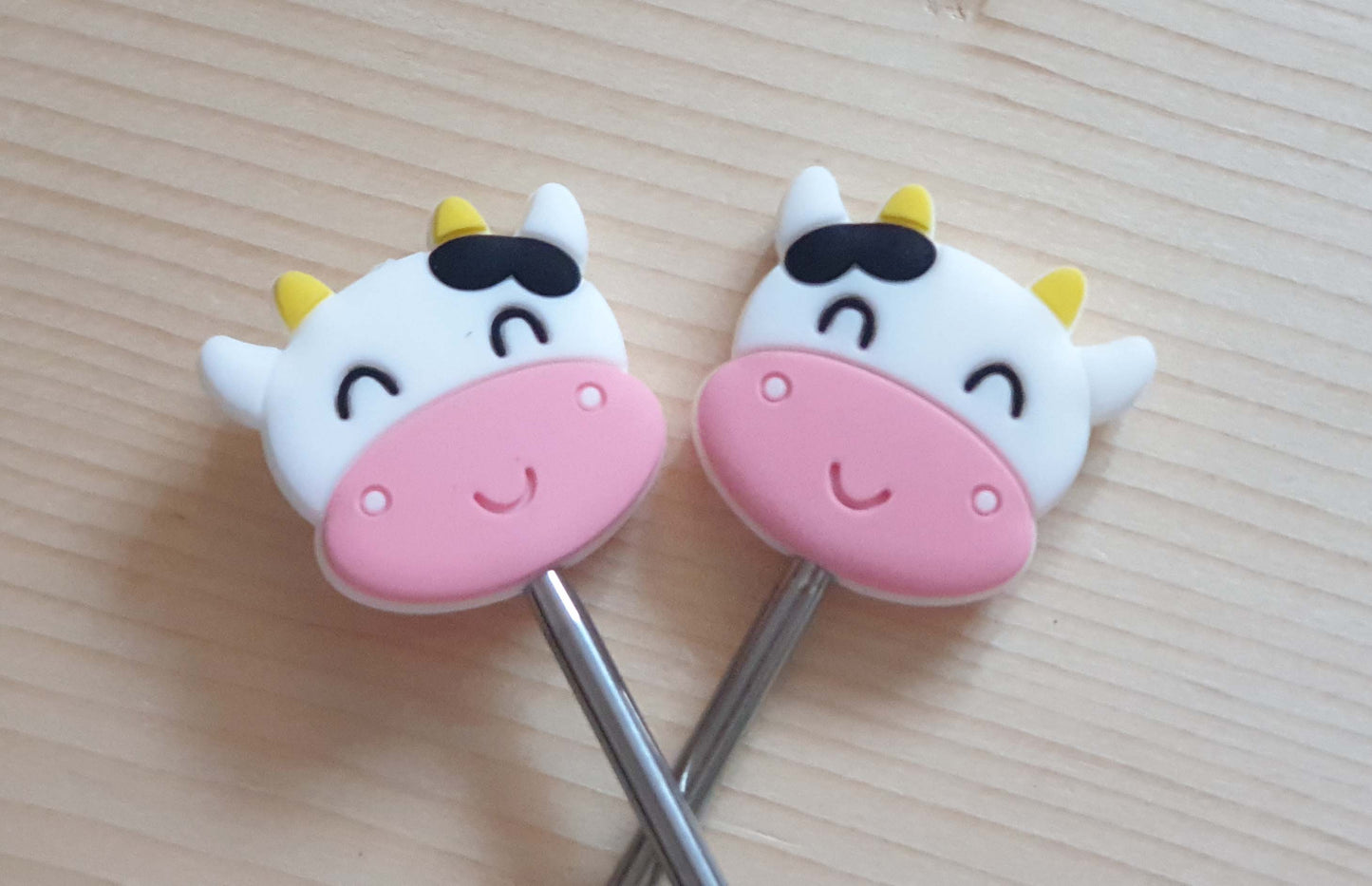 MOO MOO COW STITCH STOPPERS / Knitting Needle Stoppers / Point Protection / Notions