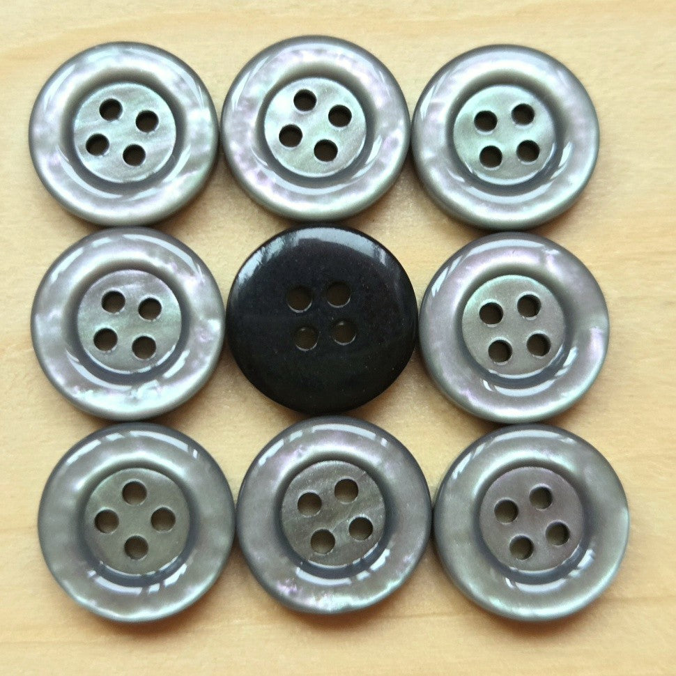 Moonlight Noir / Resin Buttons / 11mm (Set of 10)