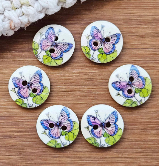 BUTTERFLY'S BALLET / Wooden Buttons / 15mm (Set of 8)