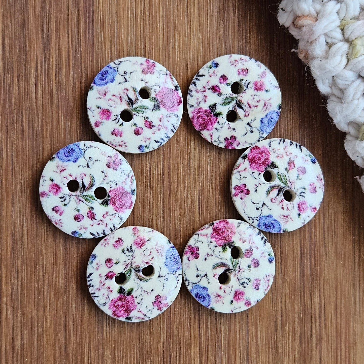 ROSE BLOSSOM / Wooden Buttons / 15mm (Set of 8)