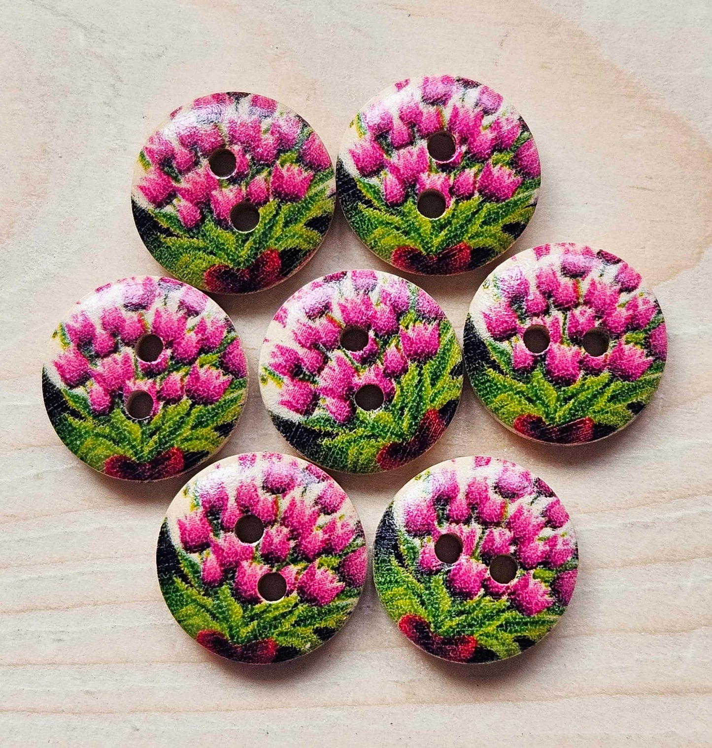 TULIPS / Wooden Buttons / 15mm (Set of 8)