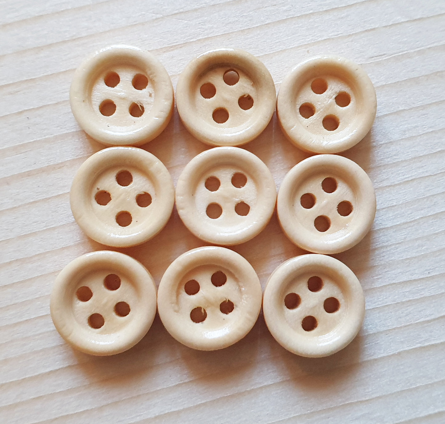 4-HOLE BEIGE OFF-WHITE / 10-25mm / Wooden Buttons / Sewing Buttons