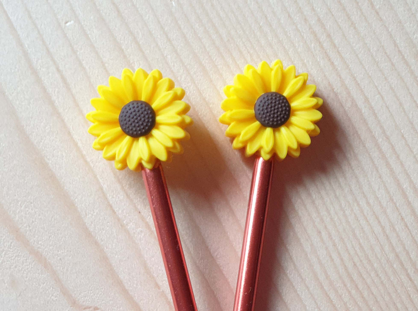 DAISY STITCH STOPPERS / Knitting Needle Stoppers / Point Protection / Notions