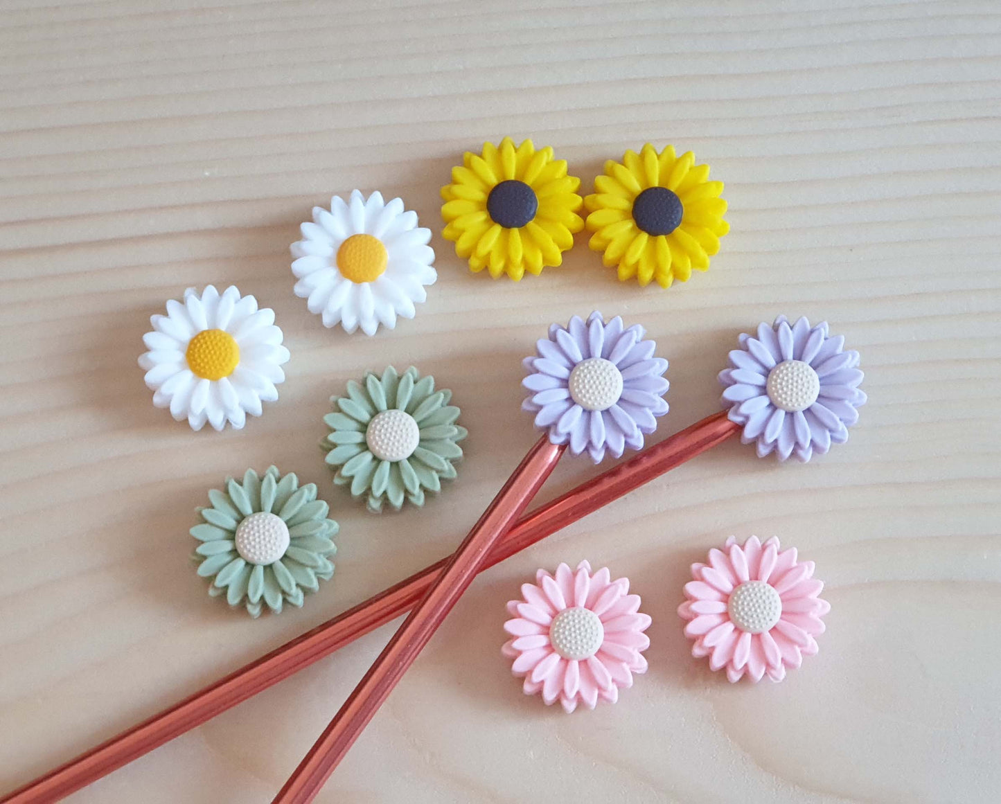 DAISY STITCH STOPPERS / Knitting Needle Stoppers / Point Protection / Notions