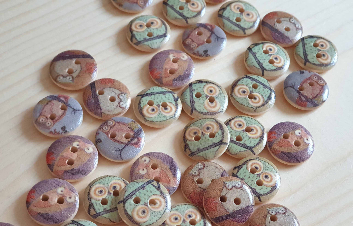 OWL / 15mm / Wooden Buttons / Sewing Buttons