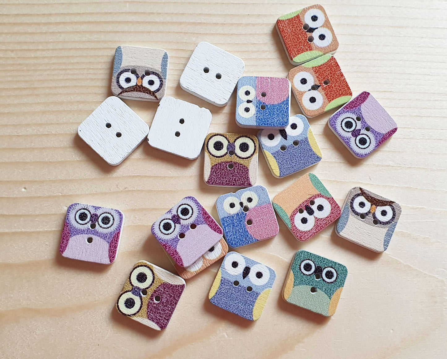 OWL SQUARE / 15*15mm / Wooden Buttons / Sewing Buttons