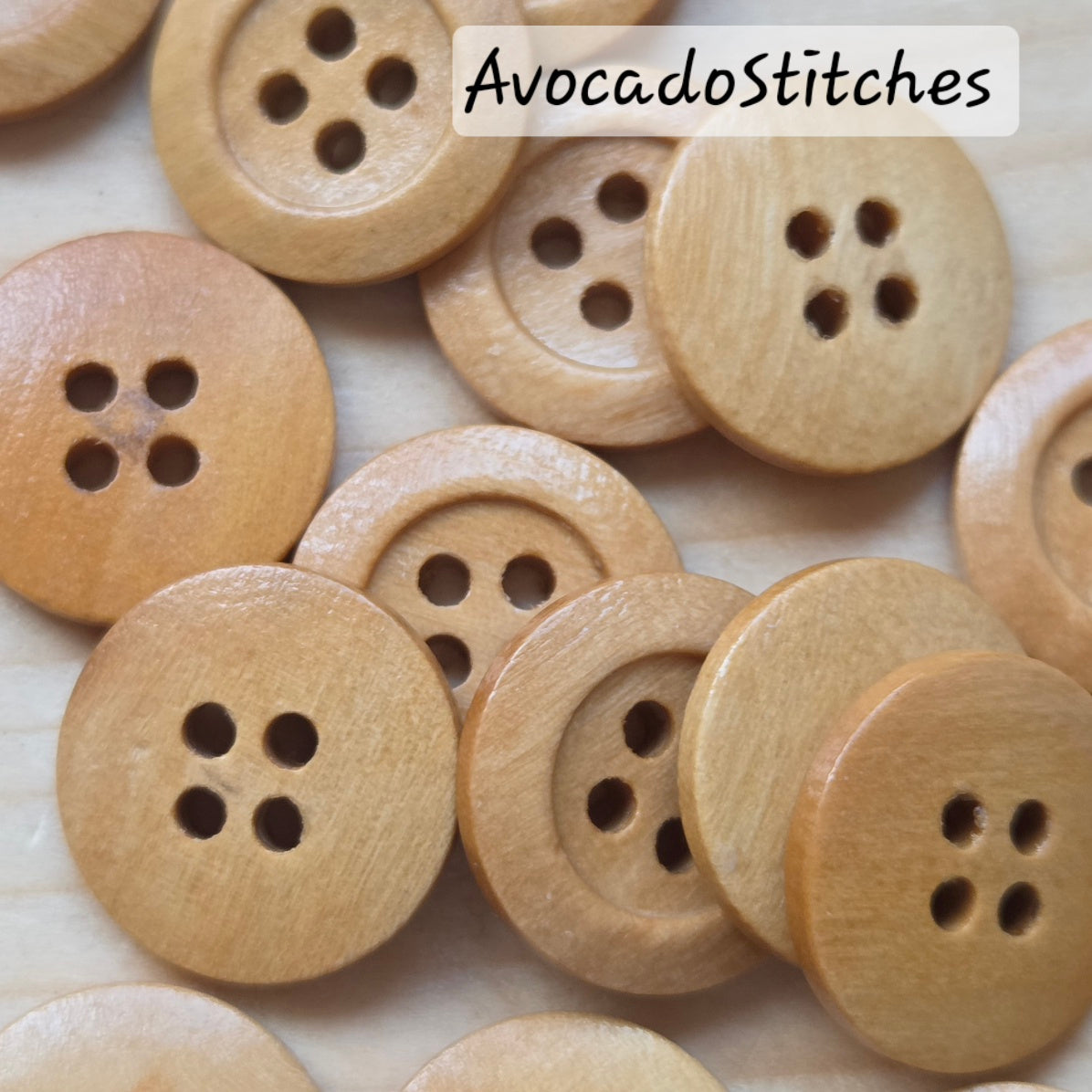 Made in Italy 4-HOLE OLIVE / Light Brown / 15mm - 6 buttons / Wooden Buttons / Sewing Buttons
