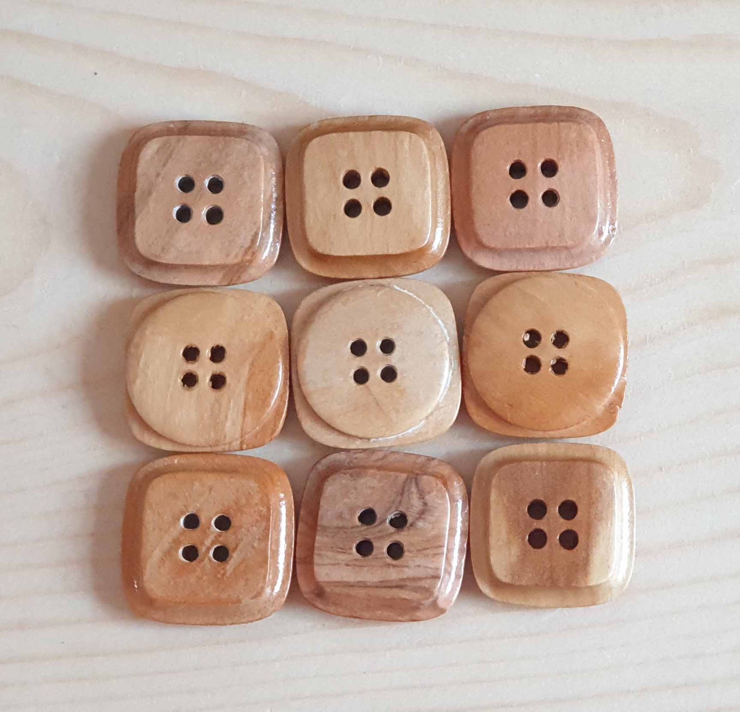 MADE IN ITALY Olive Square Wooden Buttons — 4-Hole Natural Sewing Buttons 25mm (Set of 4)