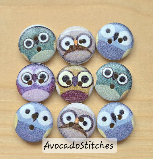 OWLY EYES / 15mm - 8 buttons / Wooden Buttons / Sewing Buttons