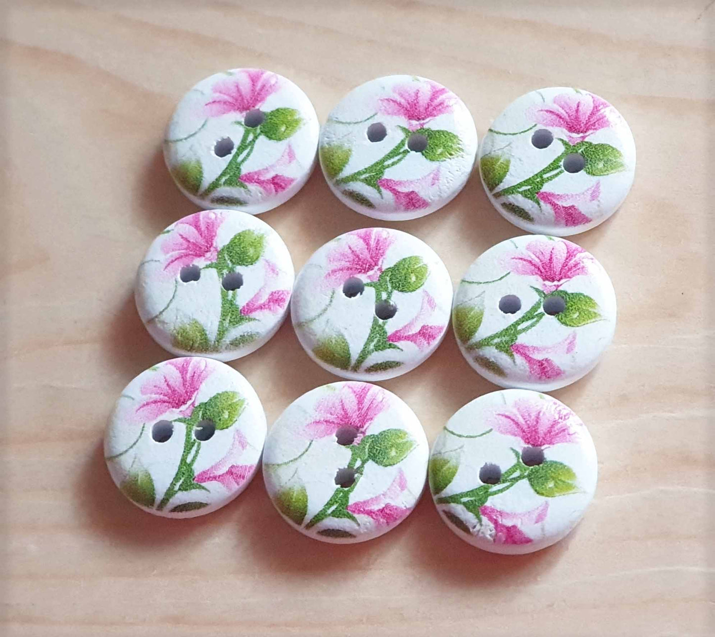 PASTEL PINK FLORAL  / 15mm / Wooden Buttons / Sewing Buttons