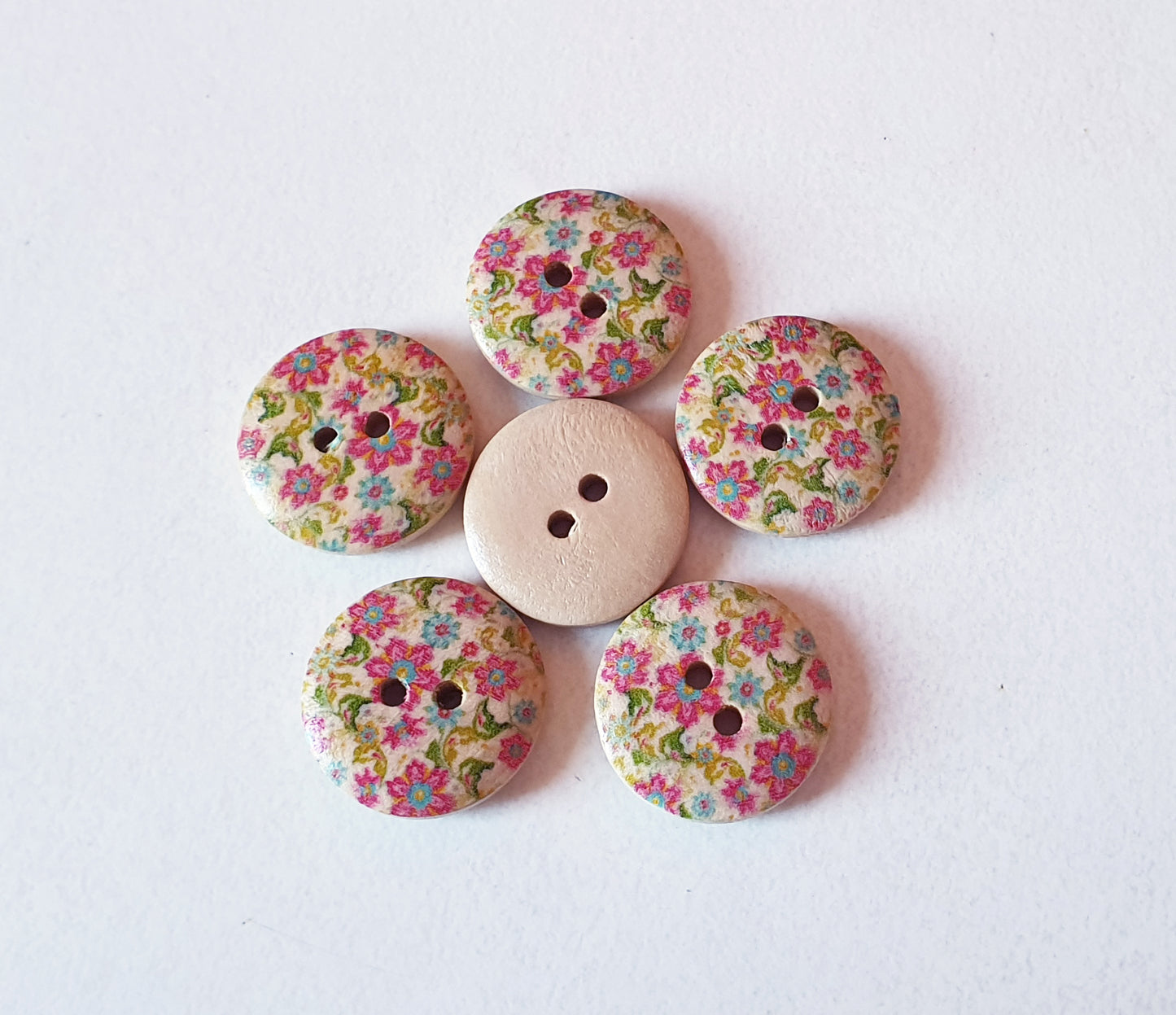 PINK BLUE FLORALS / 18mm - 6 buttons / Wooden Buttons / Sewing Buttons