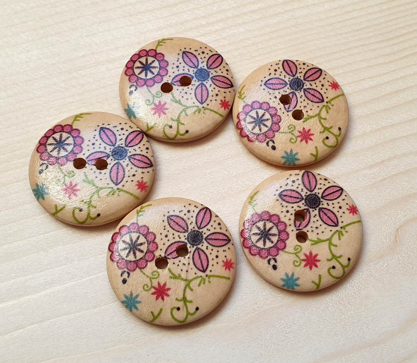 PINK FLOWER DRAWINGS / 30mm - 6 buttons / Wooden Buttons / Sewing Buttons