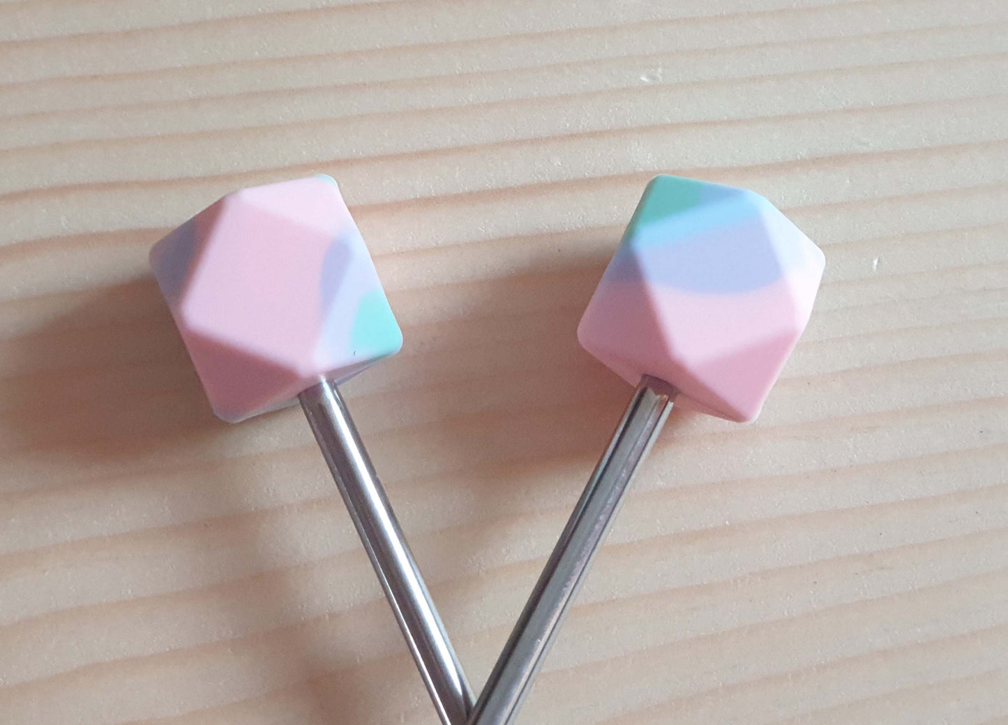 HEXAGONAL PASTEL PINK BLUE Stitch Stoppers / Knitting Needle Stoppers / Point Protection / Notions