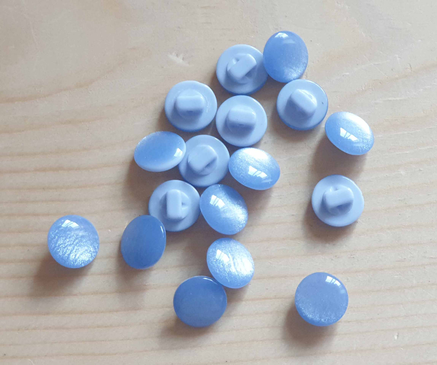 BLUE PEARL SHANK RESIN / 11mm - 6 buttons / Resin Imitation Pearl Shank Buttons / Sewing Buttons