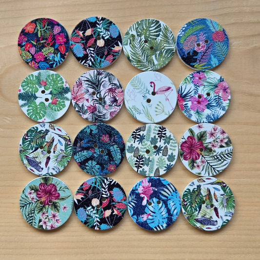 PETAL MEADOW / Wooden Buttons / 15-25mm (Set of 8)