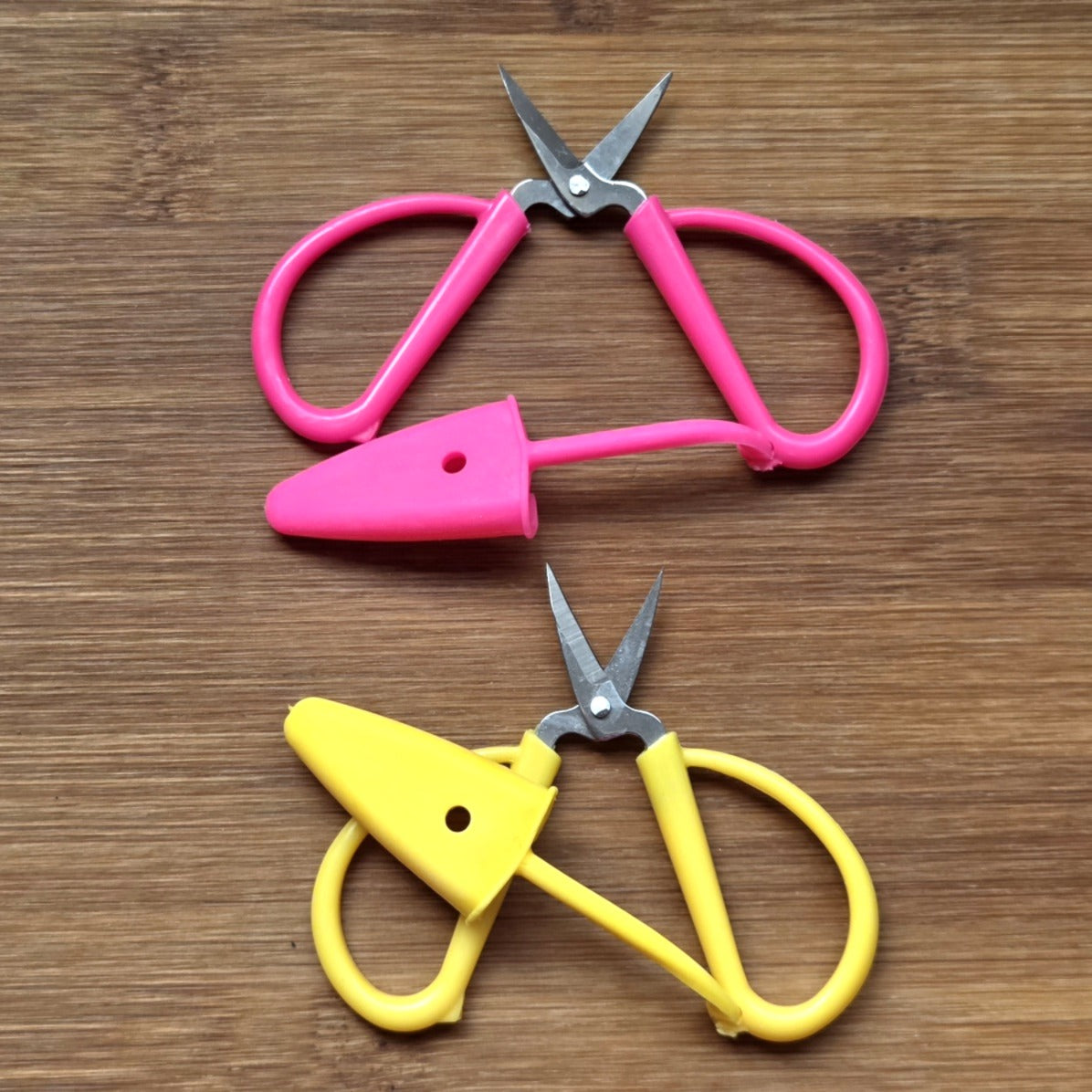 PETITE SNIPS / Mini Scissors / Yarn Scissors / Knitting Crochet Sewing