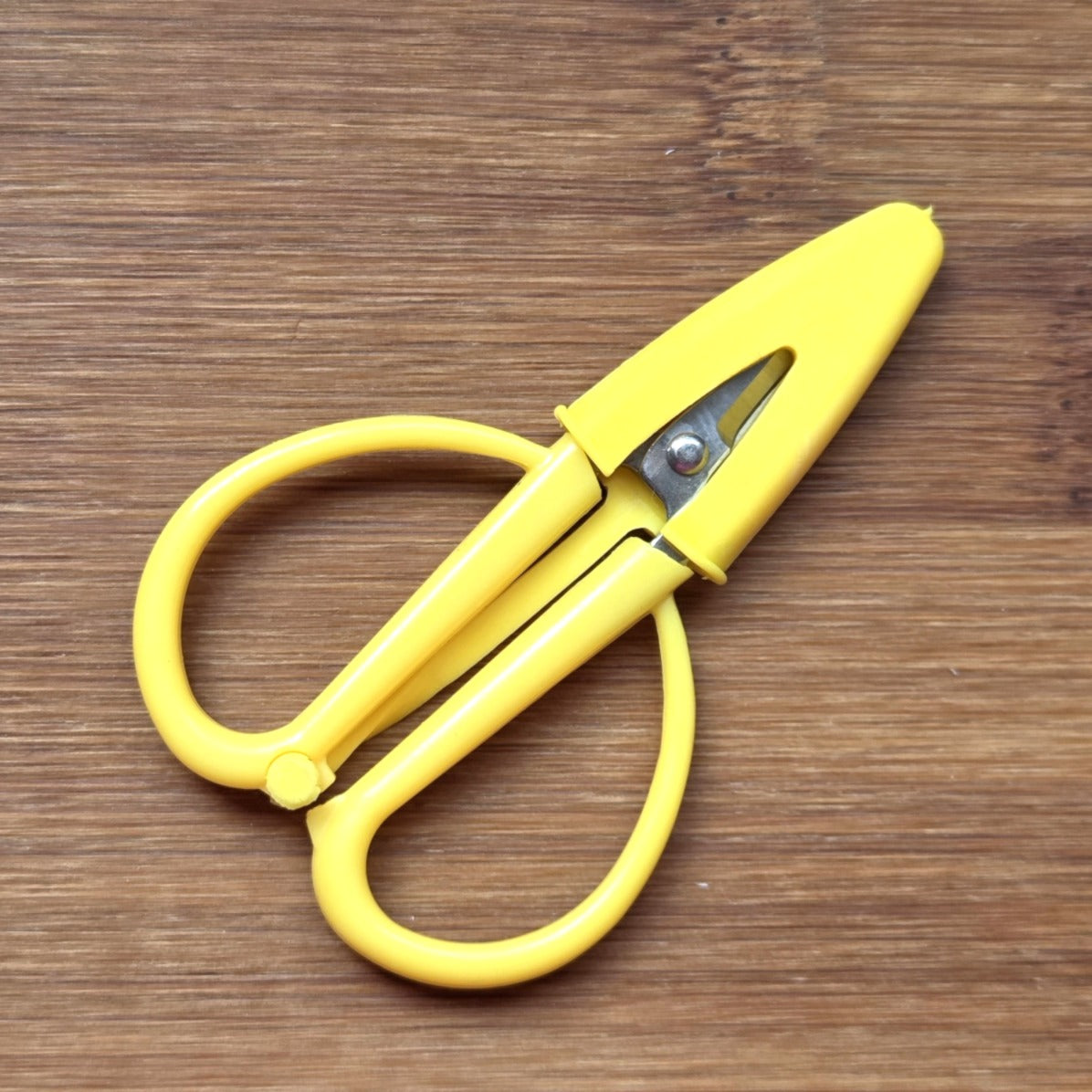 PETITE SNIPS / Mini Scissors / Yarn Scissors / Knitting Crochet Sewing
