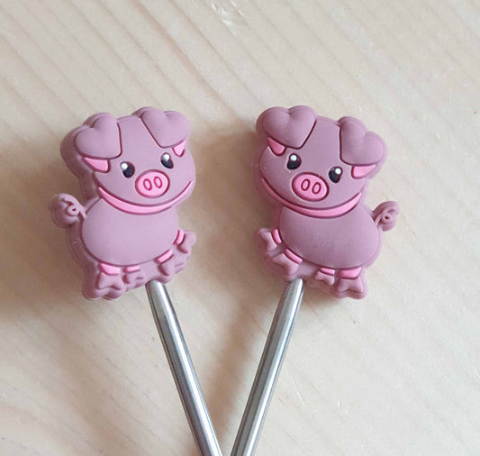 PINK PIGGY STITCH STOPPERS / Knitting Needle Stoppers / Point Protection / Notions