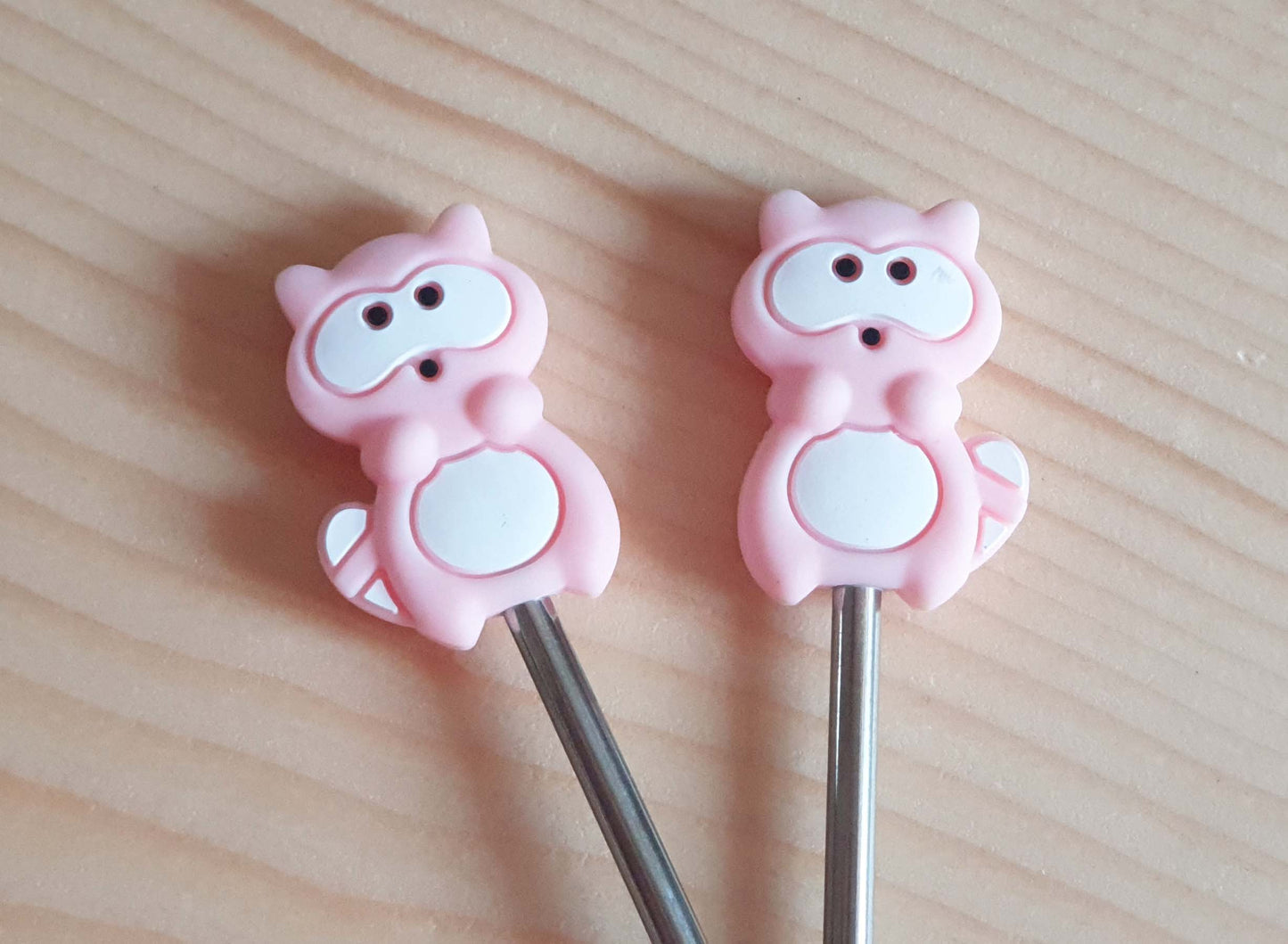 RACCOON STITCH STOPPERS / 2 pieces / Knitting Needle Stoppers / Point Protection / Notions