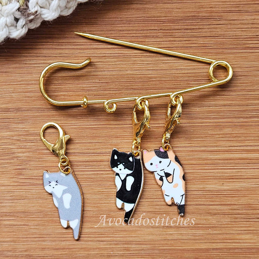 PURRFECTLY HUNG – Stitch Marker and Holder Set / Set of 4 / Shawl Scarf Pin Brooch / Knitting Crochet Notion