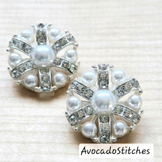 QUEEN'S PEARL / 25mm / Set of 2 buttons / Metal Shank Buttons / Sewing Buttons