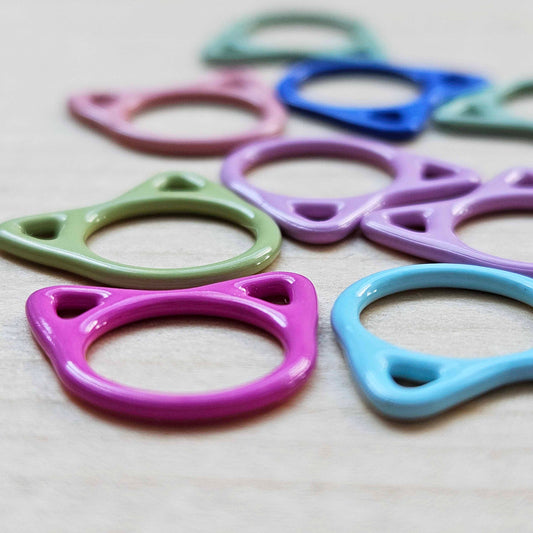 RAINBOW CAT Stitch Markers / 8 pcs / Snag Free Stitch Markers / Knitting Stitch Markers / Notions