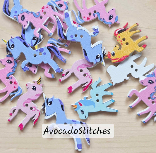RAINBOW UNICORN / 8 buttons / Wooden Buttons / Sewing Buttons