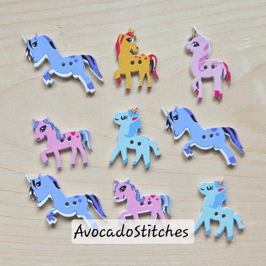 RAINBOW UNICORN / 8 buttons / Wooden Buttons / Sewing Buttons