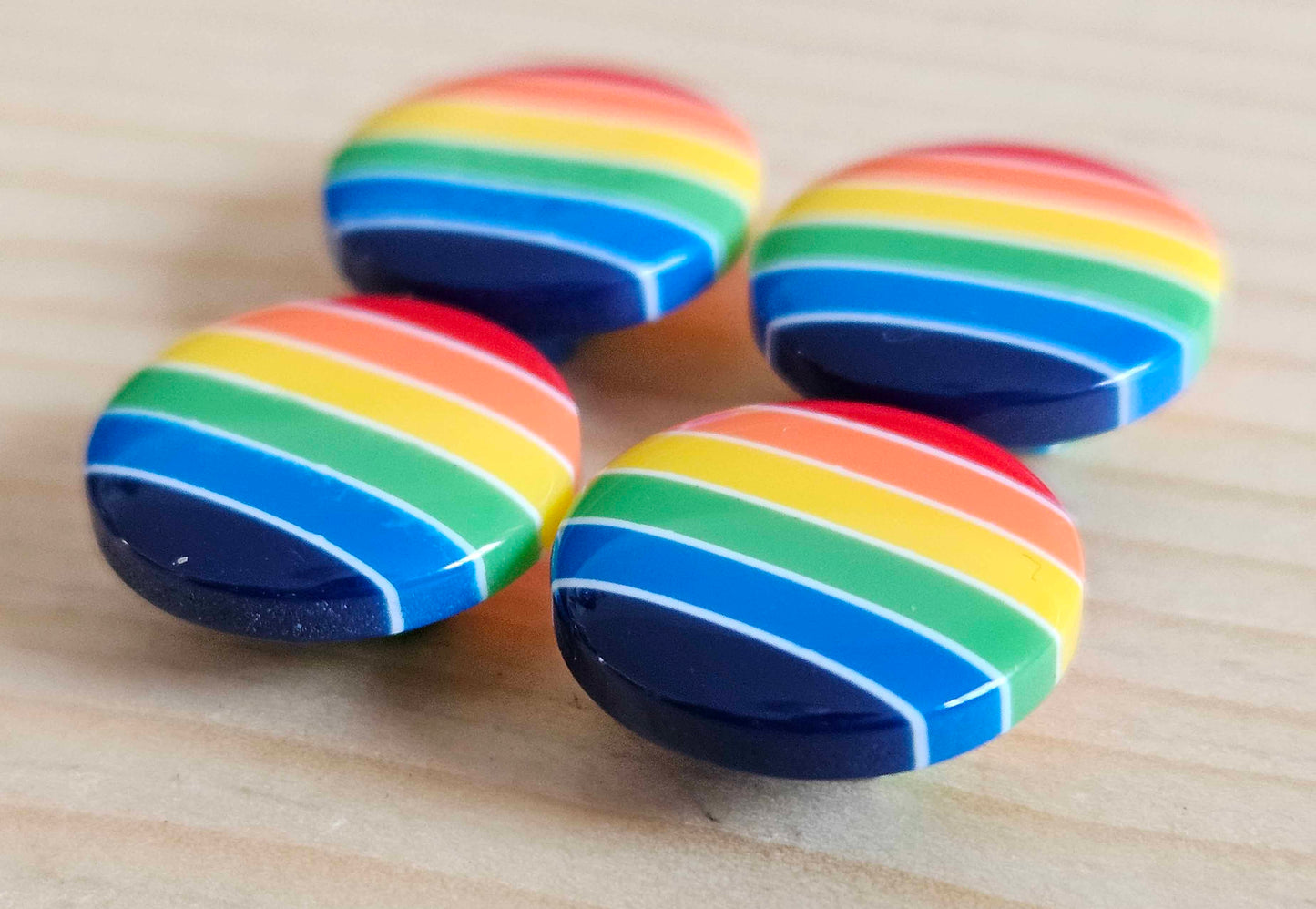 RAINBOW / 14 mm / Resin Buttons / Sewing Buttons