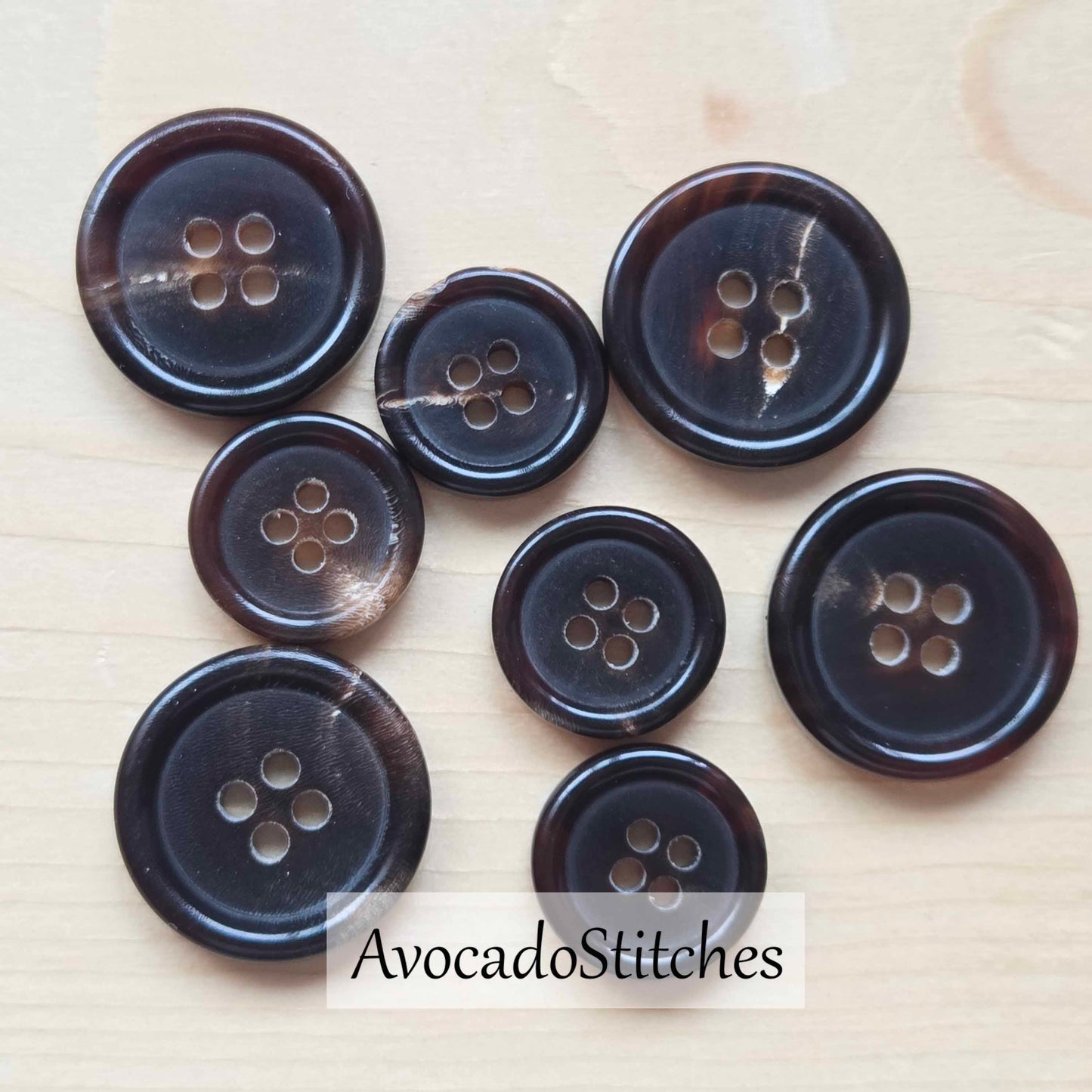 BUFFALO HORN Classic 4-Hole Dark Brown / 15-20mm / Set of 4 buttons / Real Horn Buttons / Natural Sewing Buttons