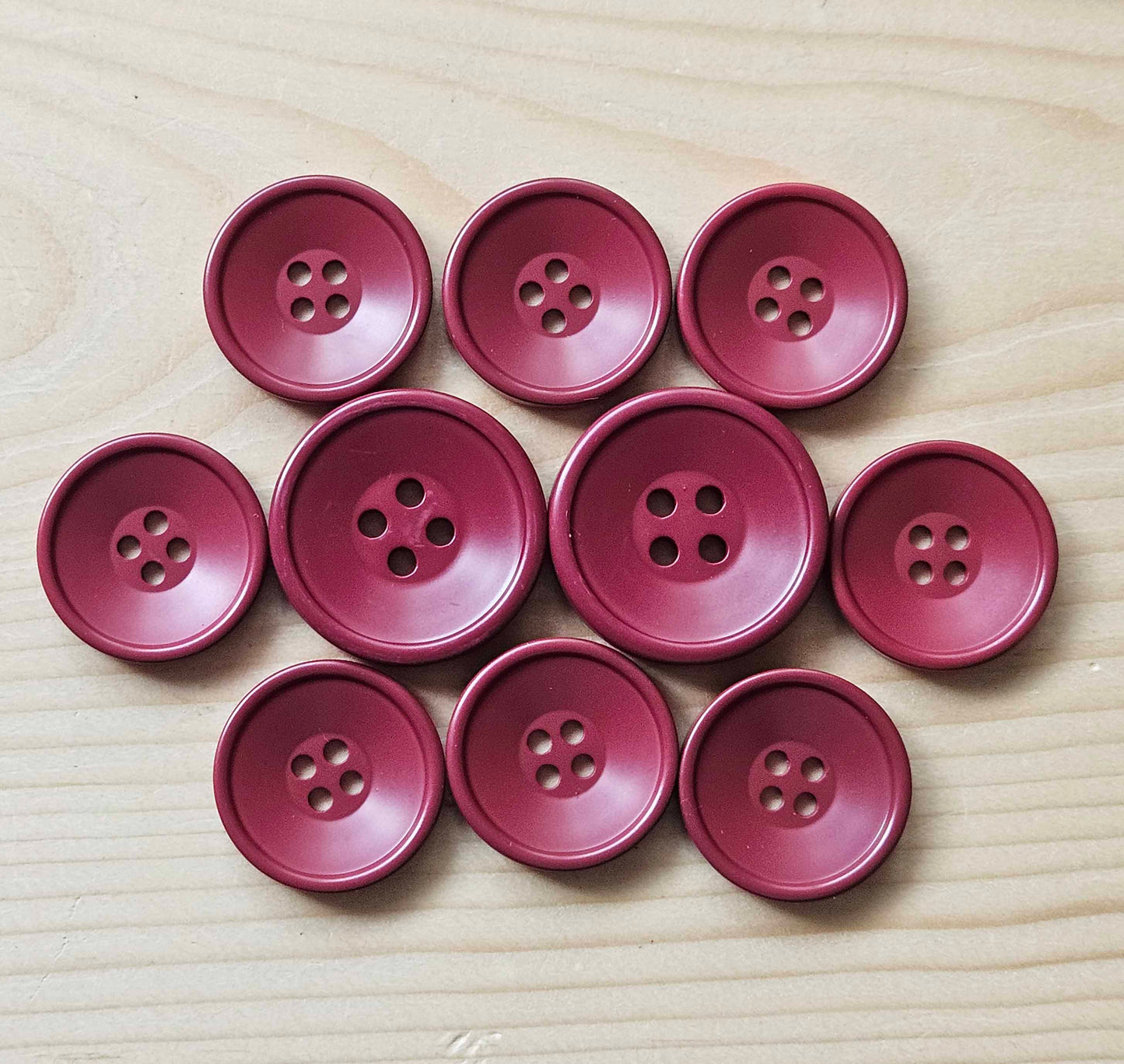 PLUM RED KOREAN Style Resin / 25-30mm / Set of 4 buttons / Resin Buttons / Sewing Buttons